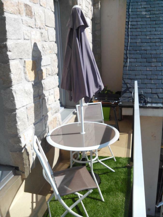 Gite Du Port Sur La Presqu'Ile De Lézardrieux Exterior foto